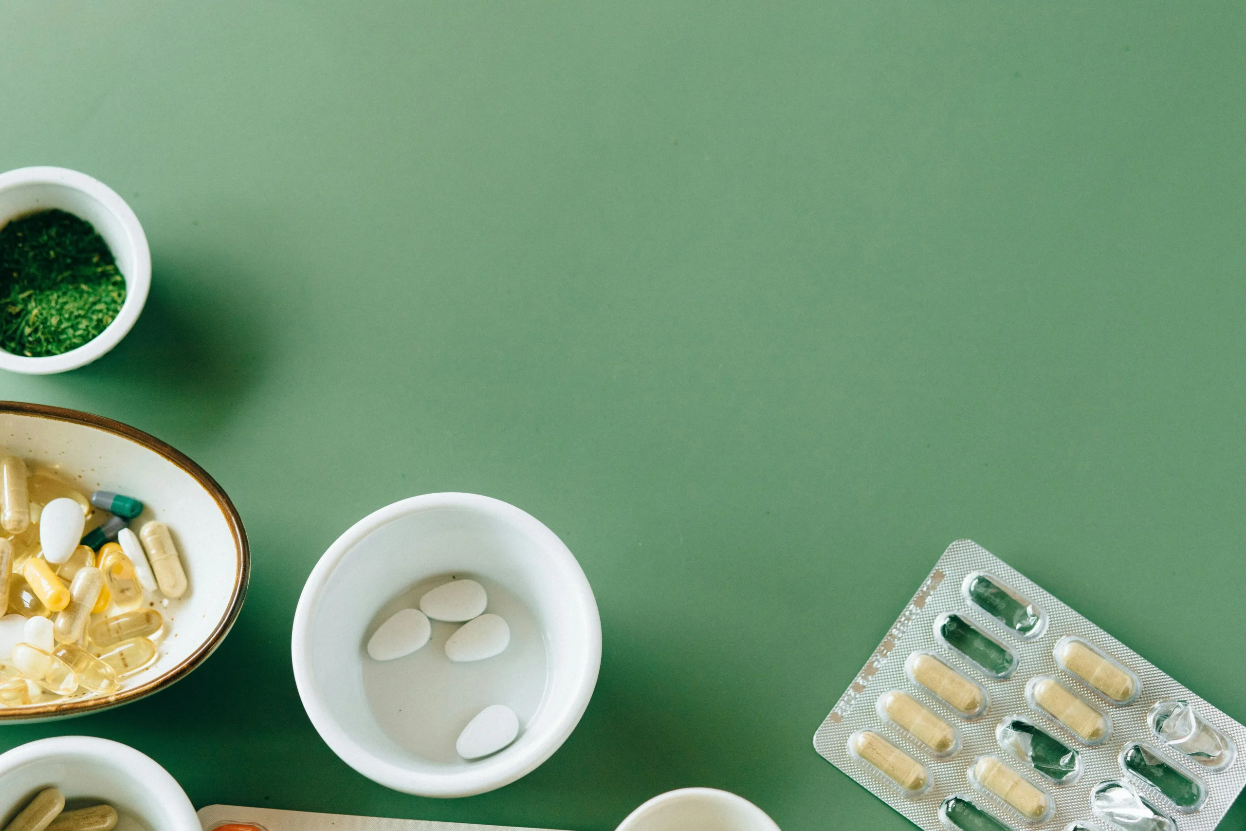 of_a_variety_of_natural_supplements_like_turmeric_capsules