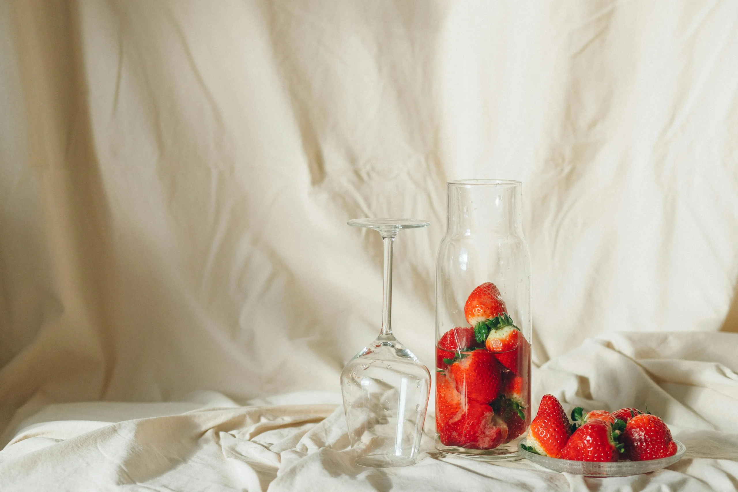 of_anti_aging_foods_like_berries