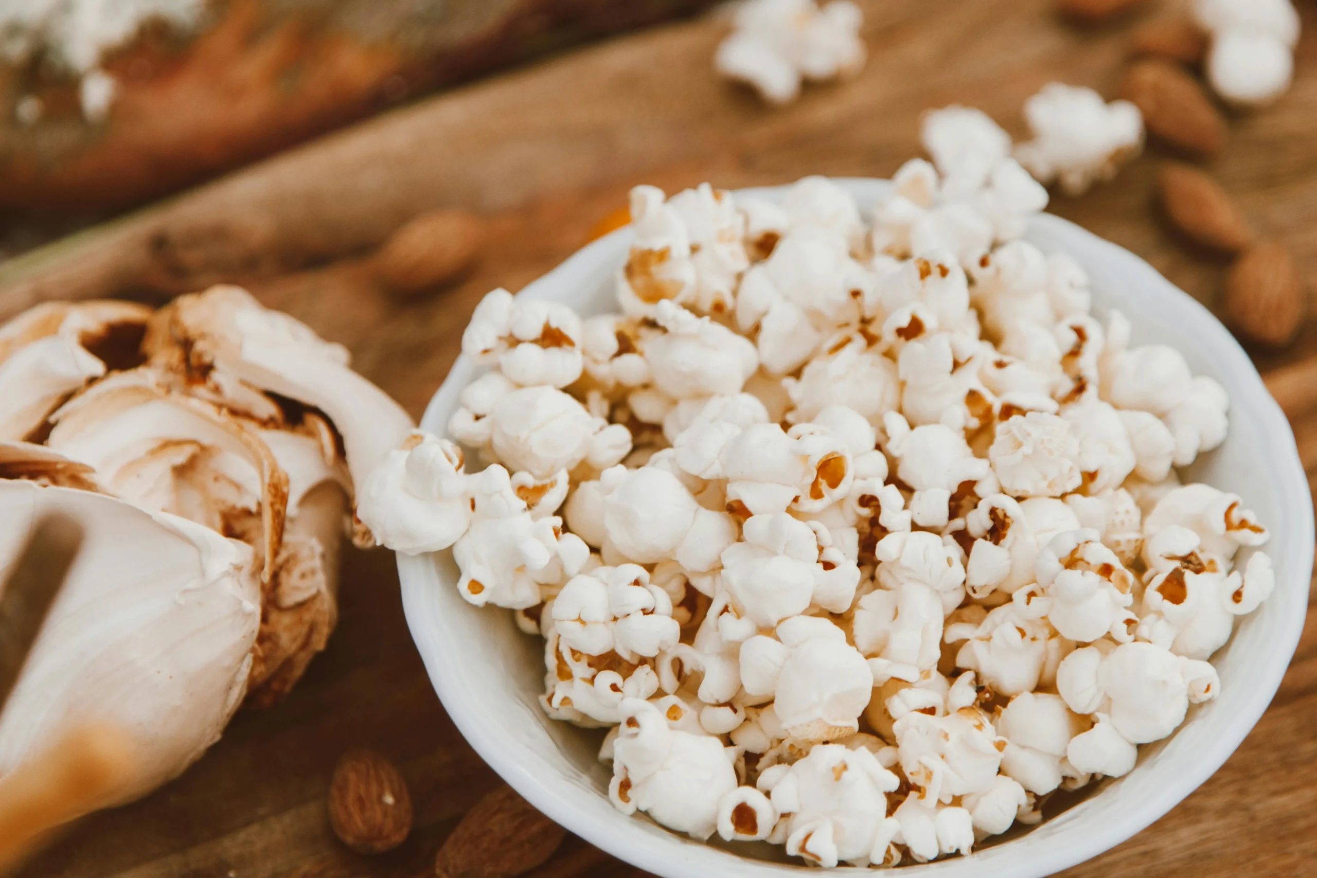 of_healthy_snacks_like_almonds