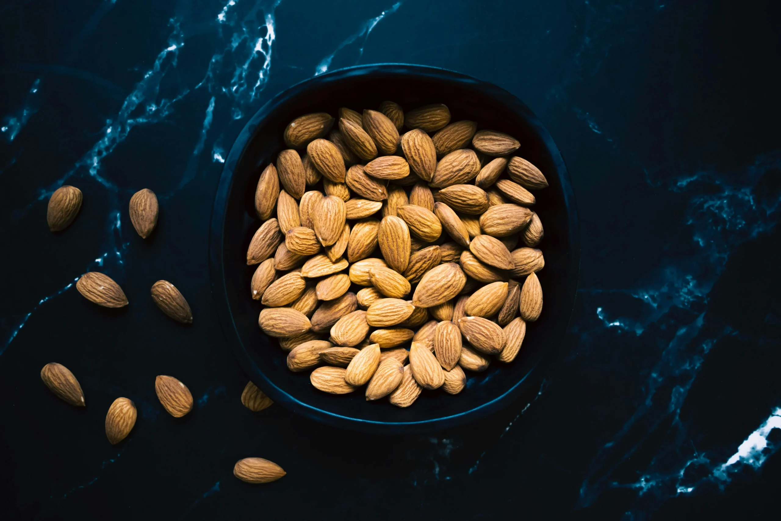 of_vitamin_E_rich_foods_like_almonds